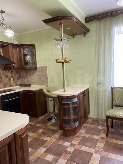 2-к. квартира, 78 м², 7/10 эт.