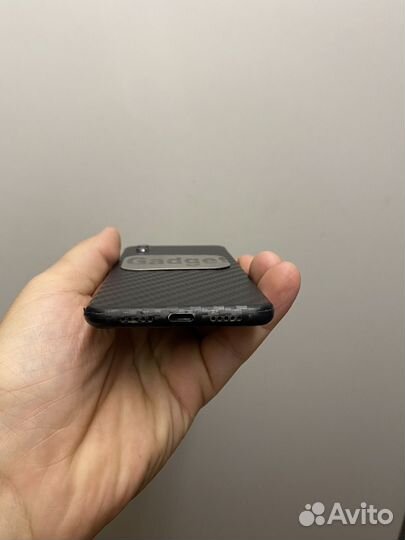 Мобильные телефоны бу Huawei p20