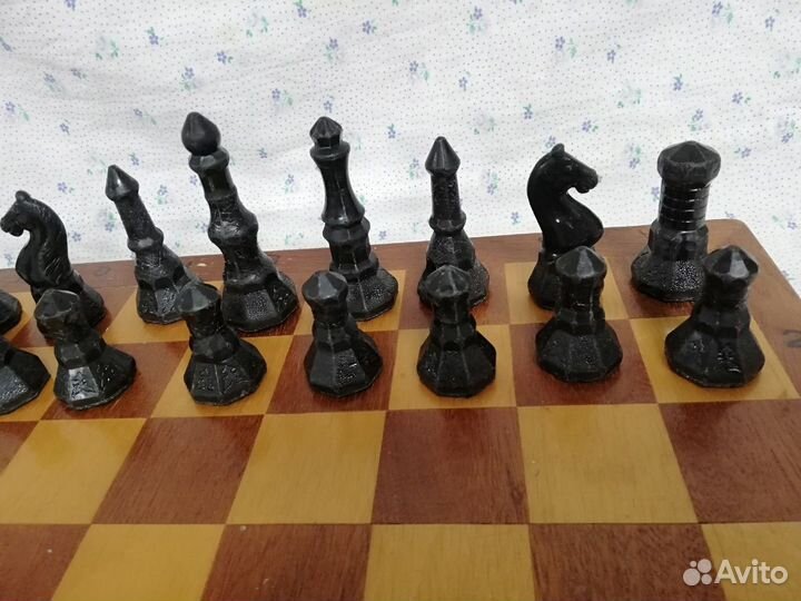 Шахматы СССР 60-е г.г. фигуры из пластика. Редкие