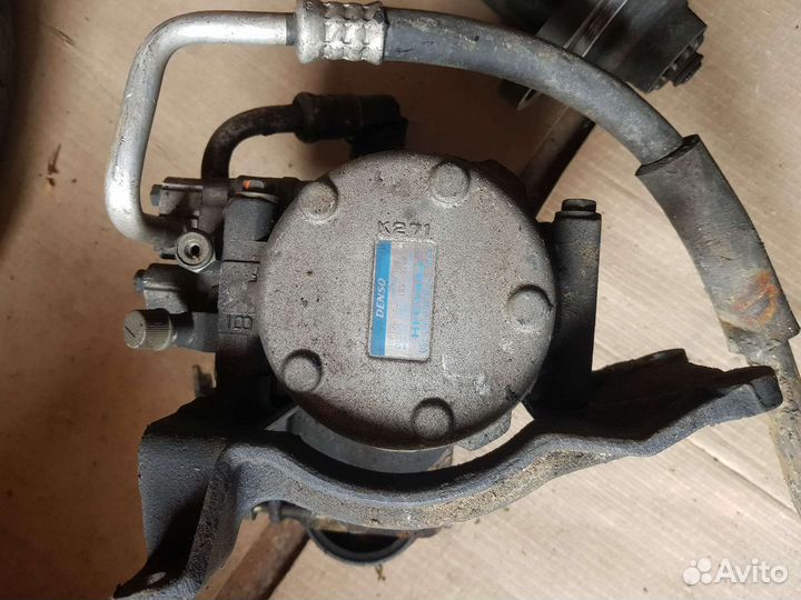 Компрессор кондиционера toyota
