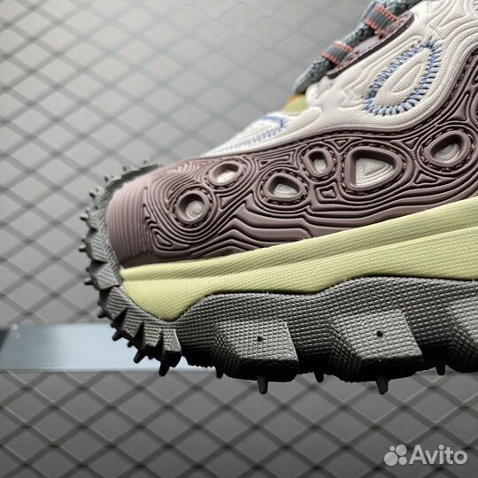 Moncler Trailgrip Gore-Tex