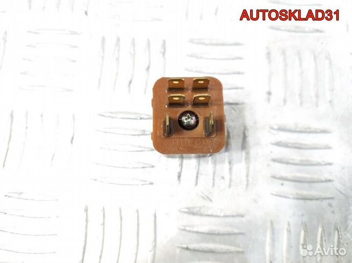 Реле зажигания Subaru Forester S11 25229AA050