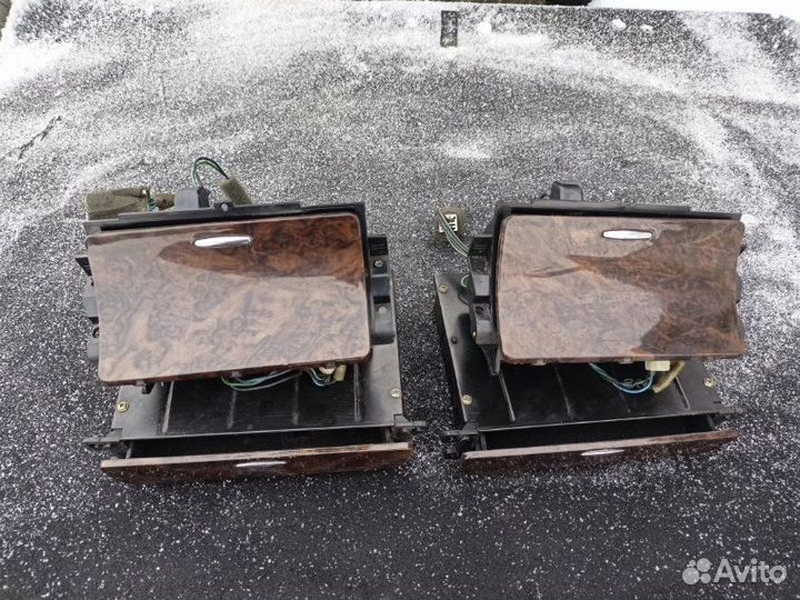 Пепельница Hyundai Xg 300 G6CT 3.0 2003