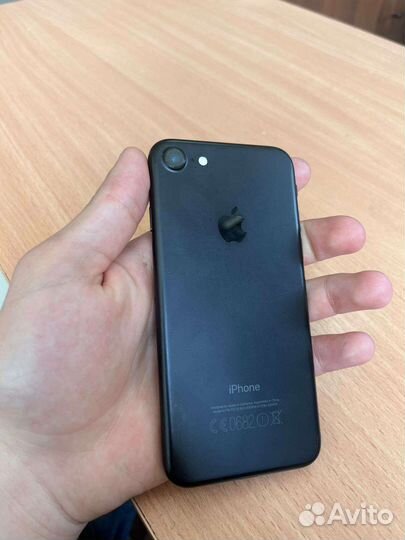 Телефон iPhone 7 128gb