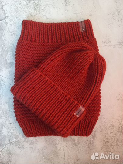 Комплект вязаный