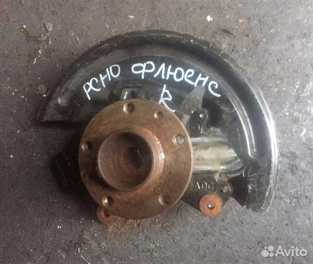 Кулак поворотный передний правый Renault Fluence