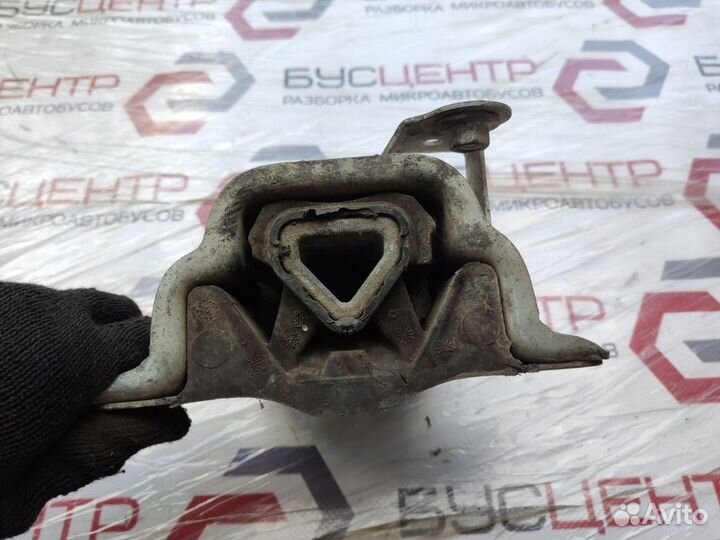 Подушка двигателя левая 1.2,1.4 Фиат Пунто 05-18