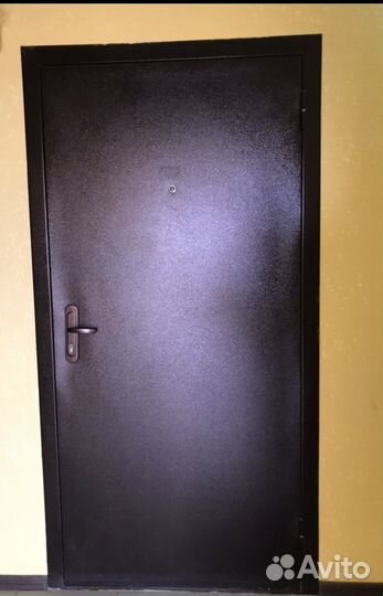 Дверь входная металлическая
