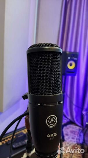 Студийный конденсаторный микрофон akg p 120