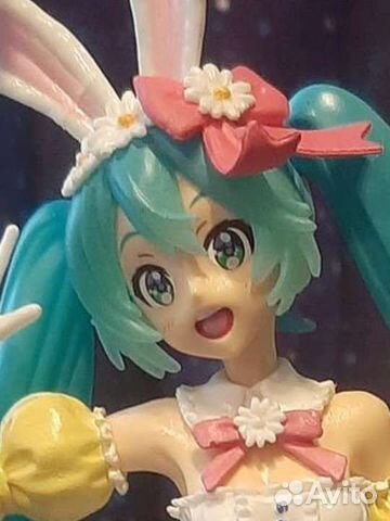 Аниме фигурка Хацунэ Мику Кролик новая