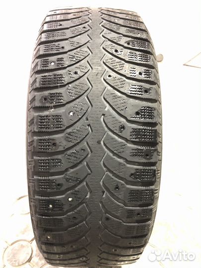 Bridgestone Blizzak Spike-01 225/60 R17