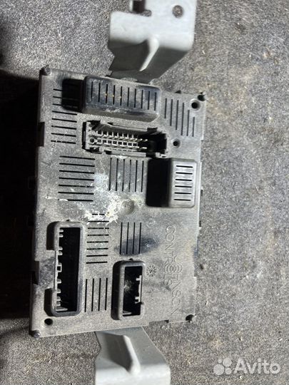 Блок комфорта Nissan Tiida c11 европа