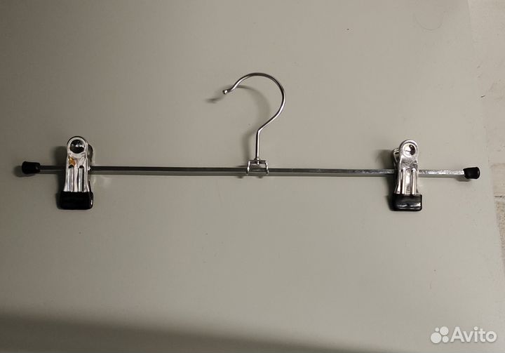 Вешалки для брюк металлические