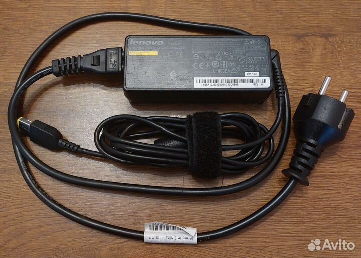 Блок питания Lenovo ADP-65FD B