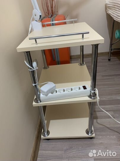 Продам этажерку
