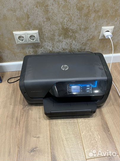 Цветной принтер HP Officejet pro 8210