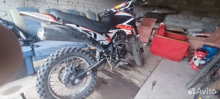 Racer pantera 200