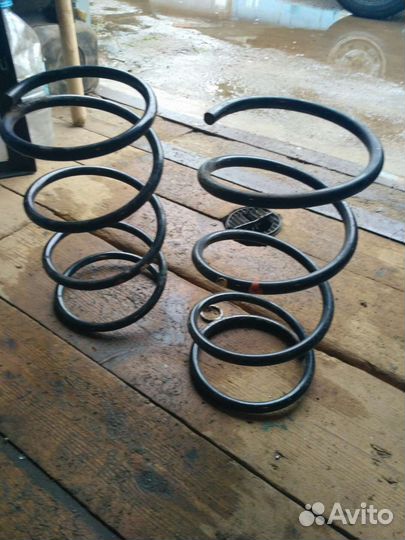 Пружины передние Mitsubishi lancer 10