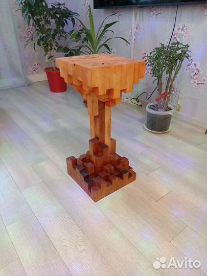 Столик подставка для цветов