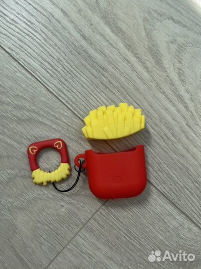 Чехол на airpods