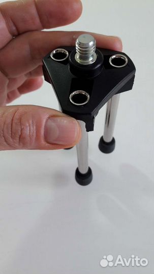 Настольная стойка для микрофонов