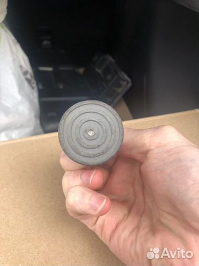 Ножка для стиральной машины Miele