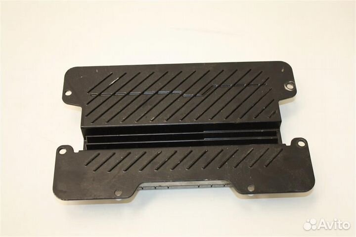 Усилитель акустической системы Land Rover range