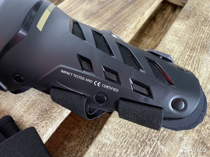 Защита коленей Leatt Dual Axis Black