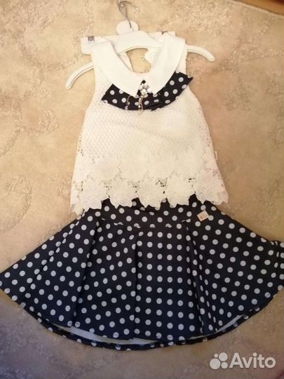 Нарядный костюмчик для девочки