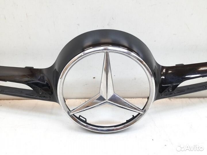 Накладка решетки радиатора Mercedes-Benz Gle Coupe