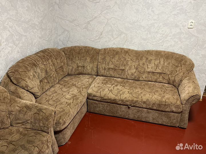 Диван и кресло бу