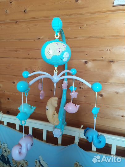 Мобиль музыкальный для кроватки