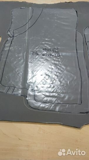 Автоковрик EVA в Митсубиси Аутлендер 3D с бортами