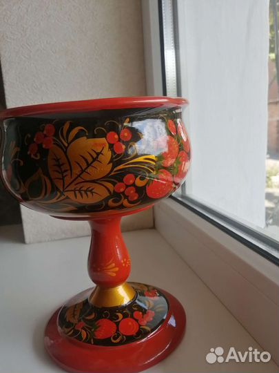 Ваза на ножке, хохлома