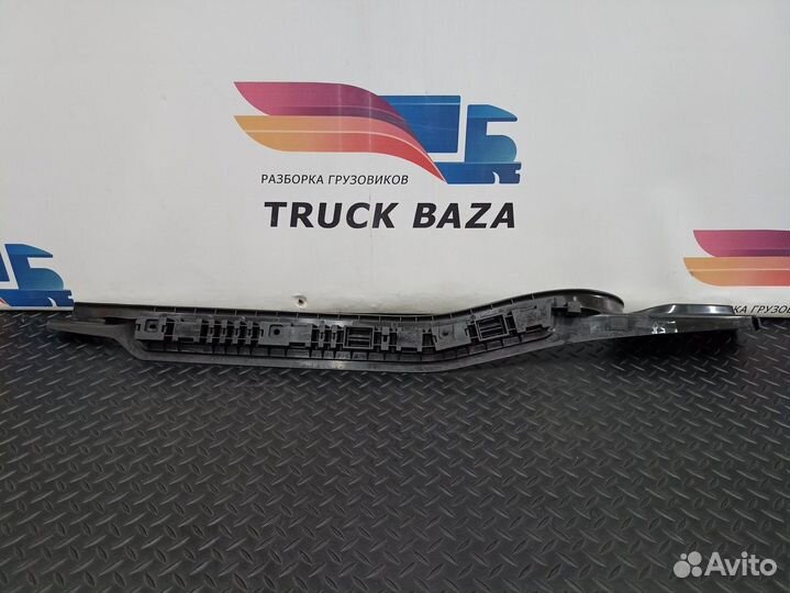 82212691 Накладка порога левого Volvo FH