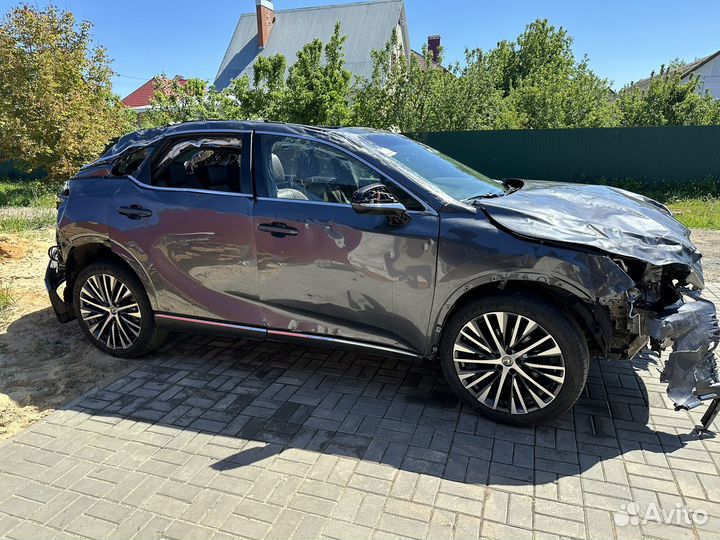 Lexus RX 2.4 AT, 2023, битый, 12 000 км