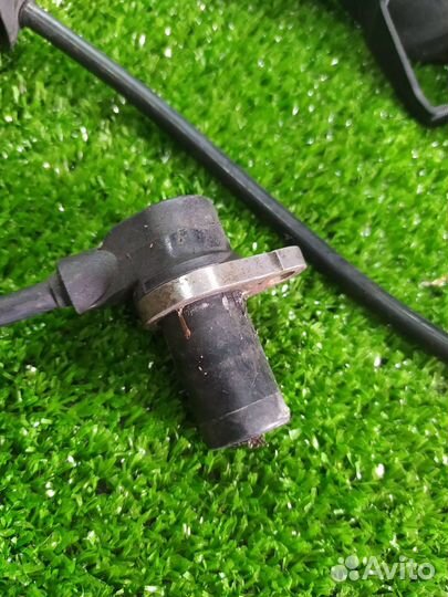 Датчик ABS задний левый Audi A4 B6