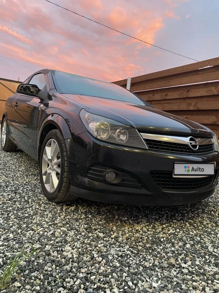 Opel Astra GTC: фото владельца