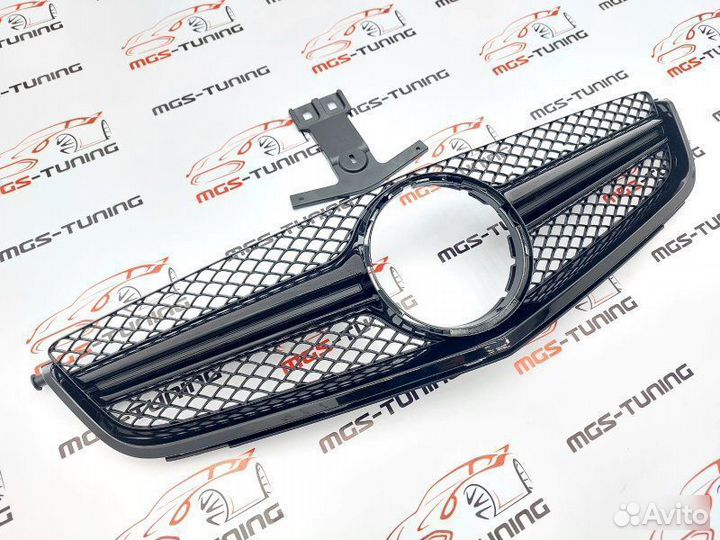 Решетка для оригинала C63 AMG Mercedes w204 11-15
