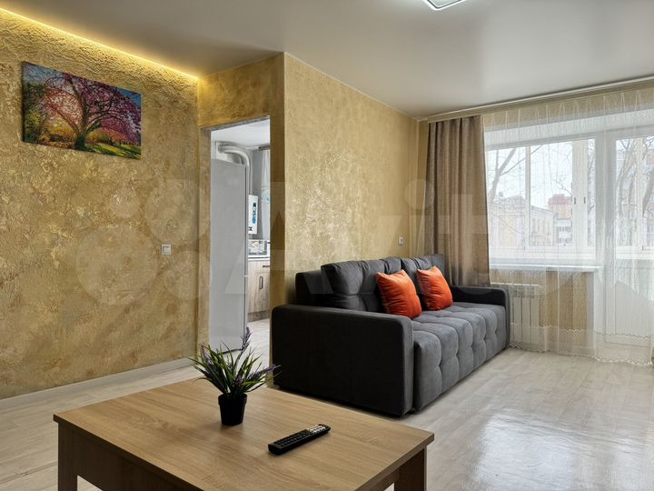 2-к. квартира, 42 м², 4/5 эт.