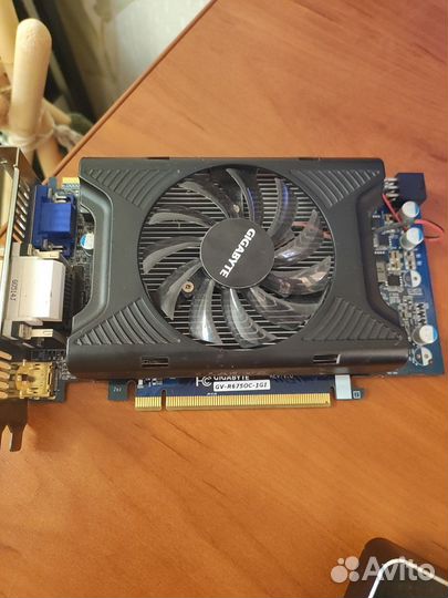Radeon HD6750 1Gb DDR5 Gigabyte
