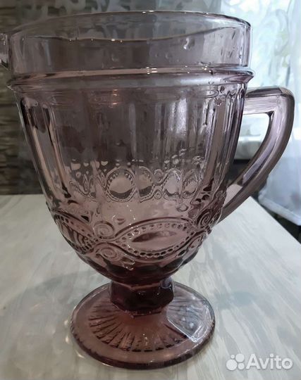 Бокалы для вина большие, кувшин