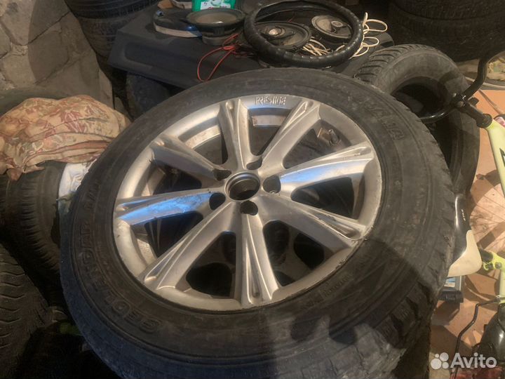 Продам колеса Субару 16