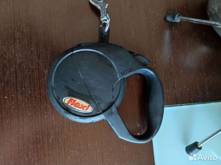 Миски и поводок для к/с