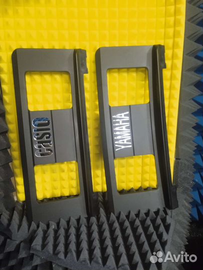 Пюпитр для синтезатора и цыфрового пианино Casio