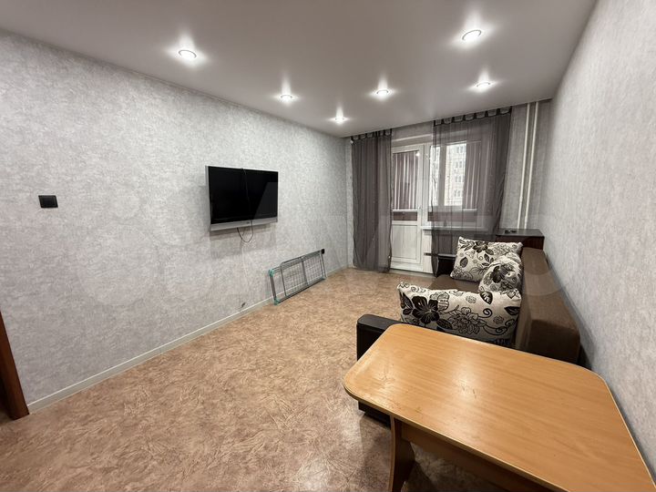 1-к. квартира, 35 м², 2/10 эт.