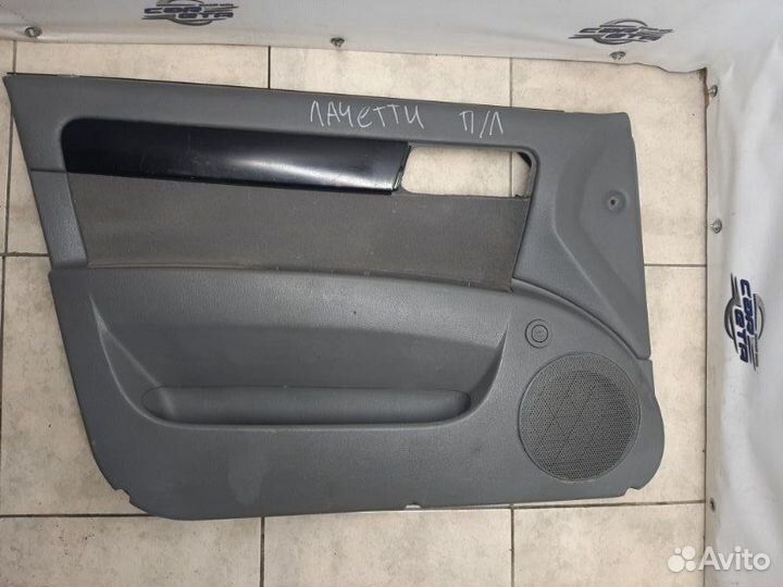 Обшивка двери Chevrolet Lacetti седан 1.4 F14D3