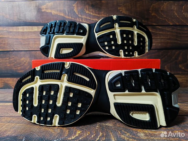 Кроссовки Nike V2K Run Runtekk оригинал