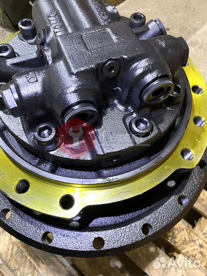 Редуктор хода Hitachi ZX200 9233688