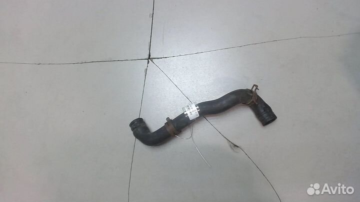Патрубок охлаждения Volkswagen Passat 3, 1991
